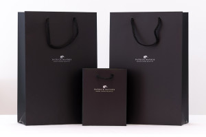 premium-qaulity-paper-bag-printing-in-dubai-qatar-oman-bahrain-uae